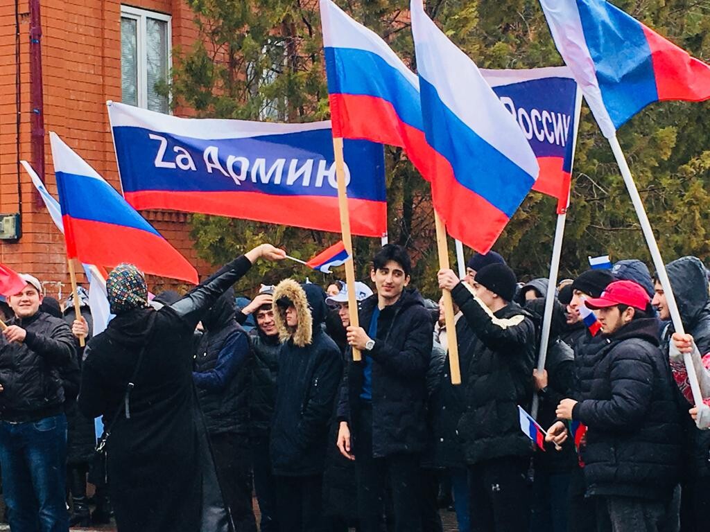 Свободный митинг. Митинг за Путина. Митинги в России. Митинги в России в поддержку Украины. Митинги нацистов в России.